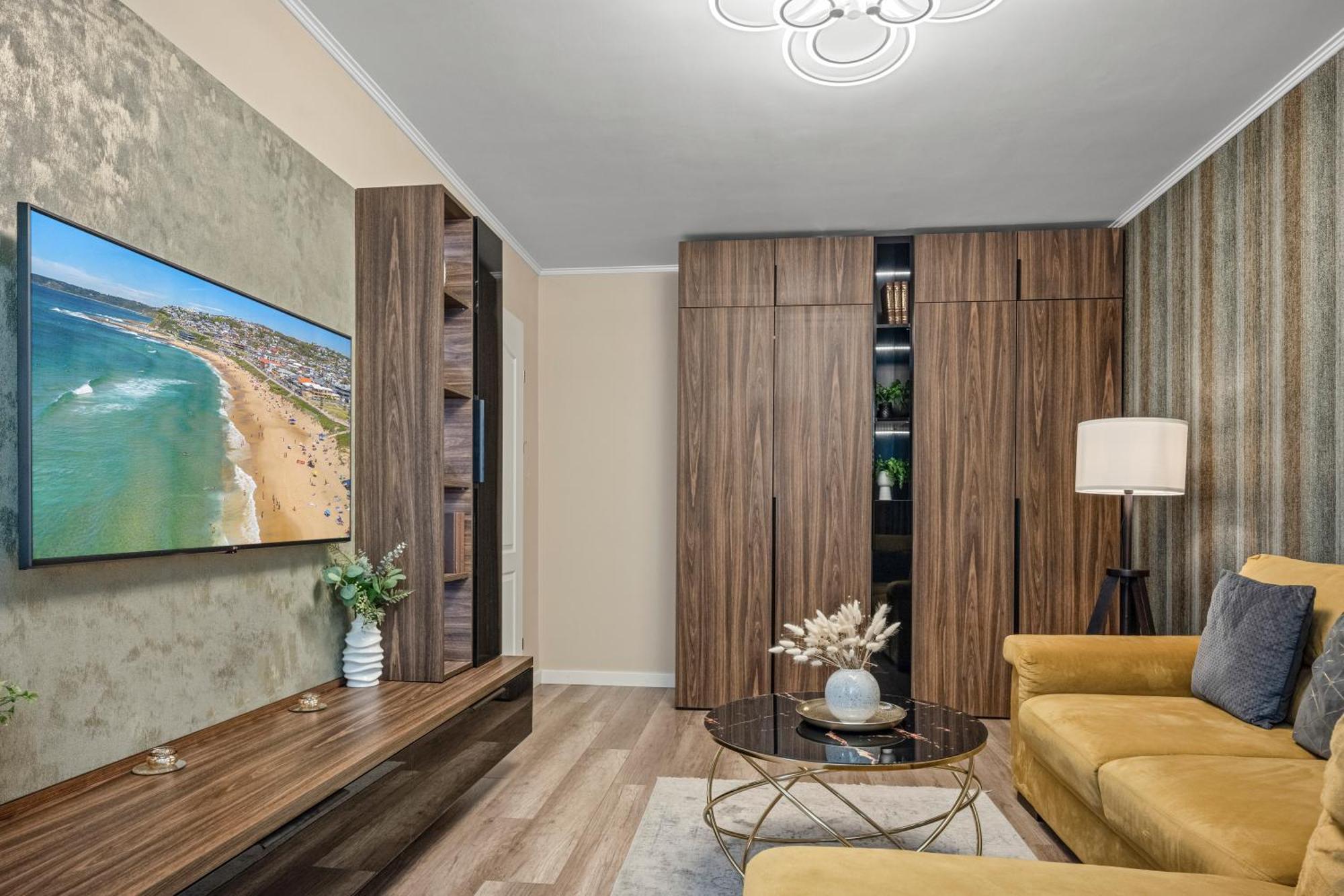 Awesome Apartment Bucharest Exterior photo